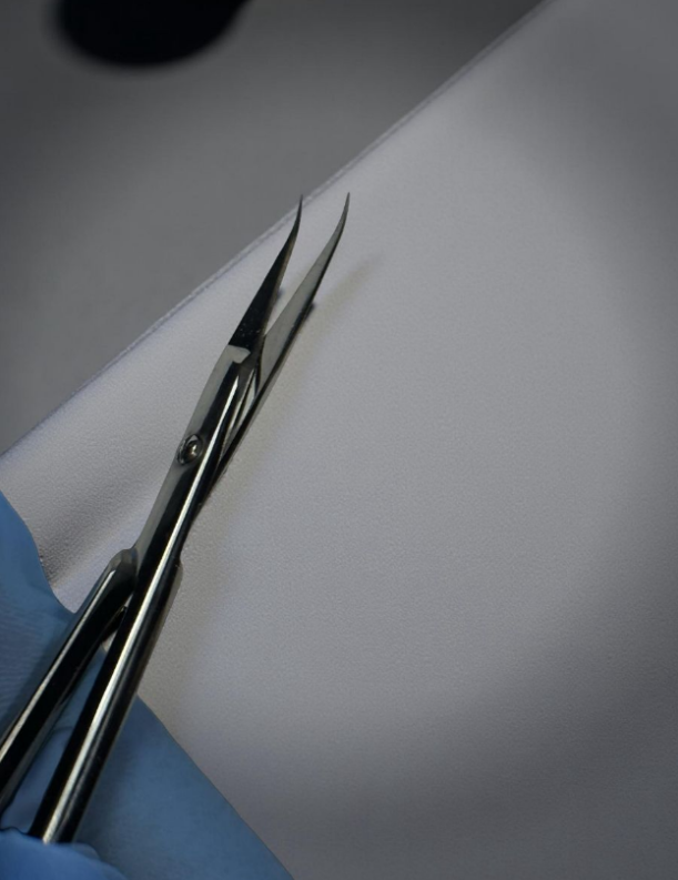 Forfecuță Cuticule Vârf Curbat